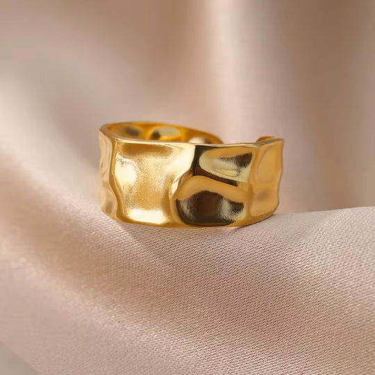 Zita Ring