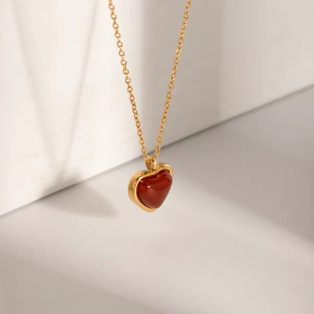 Amour Necklace